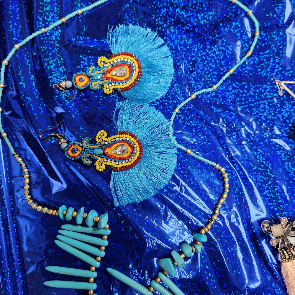 Turquoise and Gold Beaded Necklace and Earring Set